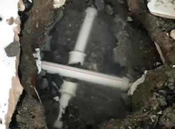 东西湖阳台漏水维修公司为您分享楼上楼下漏水怎么处理